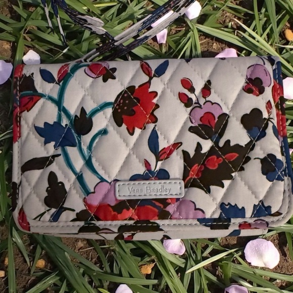 Vera Bradley 3 In 1 Crossbody Vineyard Floral NWT - Picture 8 of 8